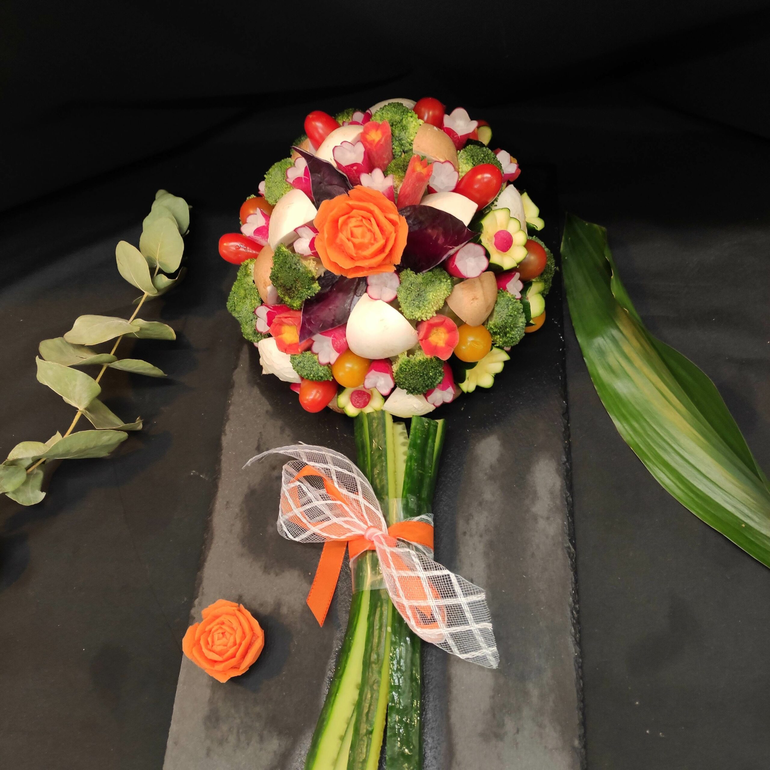 <strong> CAMÉLIA <br> <br> Légumes croquants </strong> <br> <br> 10 pers : 95€